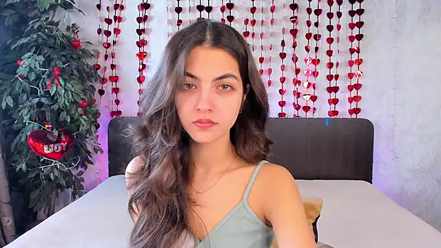 Milana Crystal  online show from 02-22-25, 08:29