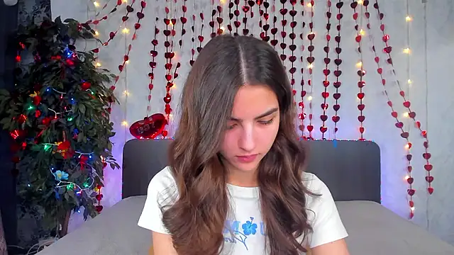 Milana Crystal  online show from 02-24-26, 08:12