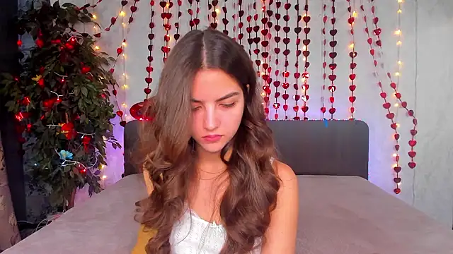 Milana Crystal  online show from 03-01-26, 08:16