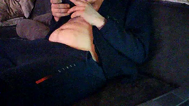 kiksnap-meistro5 online show from 04-25-26, 04:59