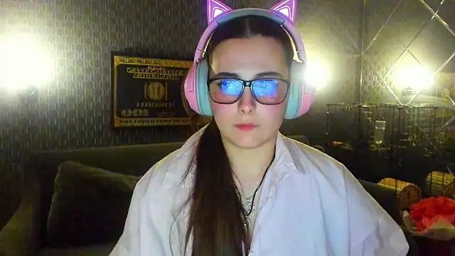  extraterrestrial  online show from 11-22-25, 03:16