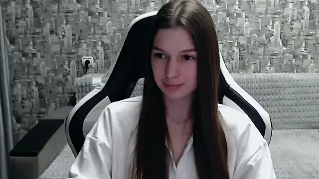 Snapshot of MissMiaCutie chatting on 02-23-25, 05:07 MissMiaCutie online show from 02-23-25, 05:07