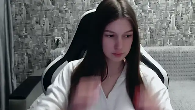 Snapshot of MissMiaCutie chatting on 02-27-25, 05:26 MissMiaCutie online show from 02-27-25, 05:26