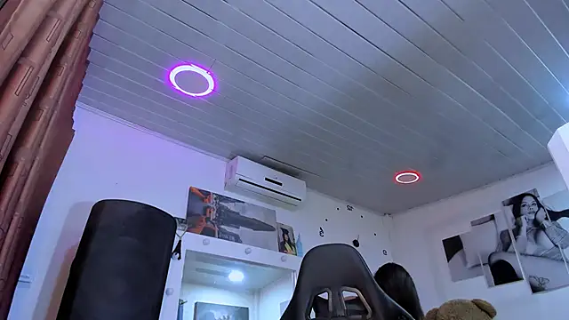 LatinVenuz online show from 01-28-25, 07:32