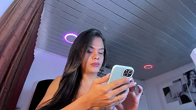 LatinVenuz online show from 02-19-25, 03:16