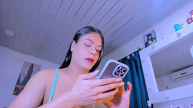 LatinVenuz online show from 02-21-26, 05:52