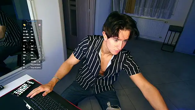 Snapshot of ChristianLevine_ chatting on 04-18-26, 05:28 ChristianLevine online show from 04-18-26, 05:28