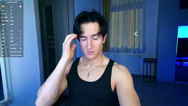 Snapshot of ChristianLevine_ chatting on 05-17-26, 08:16 ChristianLevine online show from 05-17-26, 08:16
