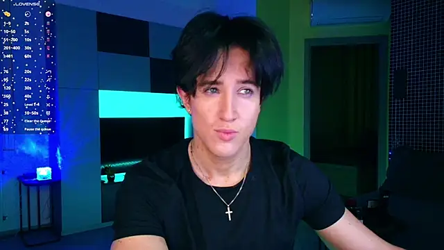 Snapshot of ChristianLevine_ chatting on 06-03-26, 08:14 ChristianLevine online show from 06-03-26, 08:14