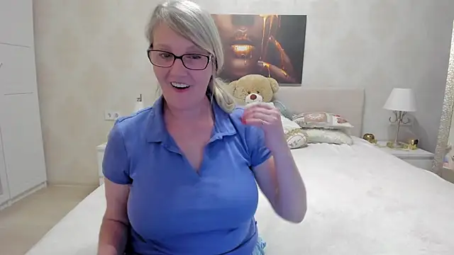 irinamaux online show from 02-16-25, 02:54