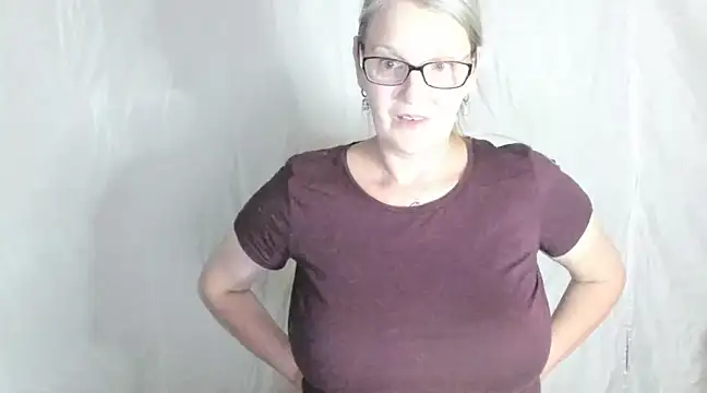 irinamaux online show from 02-22-25, 07:03