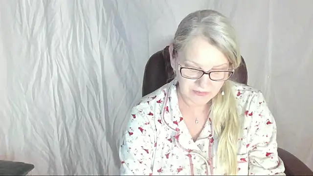 irinamaux online show from 03-20-25, 05:46