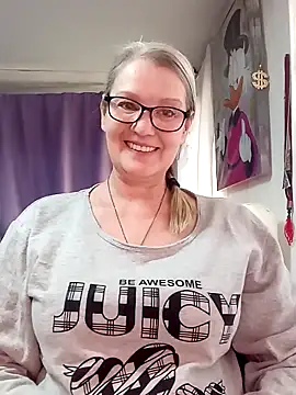 irinamaux online show from 02-15-26, 08:46