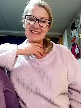 irinamaux online show from 04-04-26, 02:43