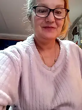 irinamaux online show from 04-11-26, 08:07