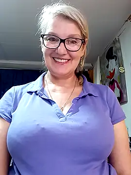 irinamaux online show from 05-13-26, 04:32
