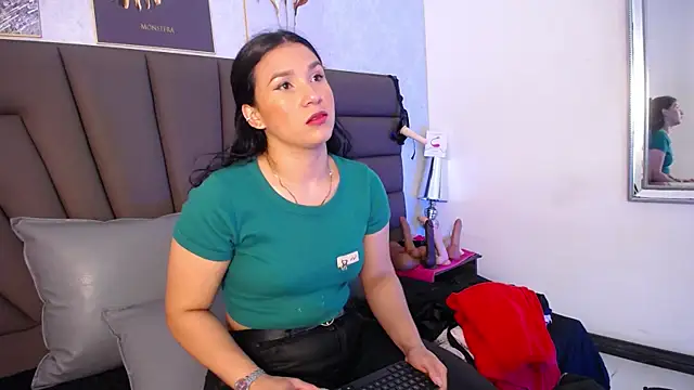 Snapshot of Sofi_Perez_ chatting on 05-21-26, 11:17 Sofi Perez online show from 05-21-26, 11:17