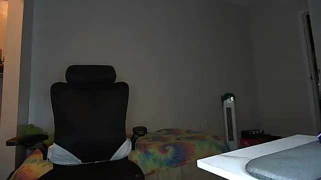 Zander823 online show from 03-16-26, 05:44