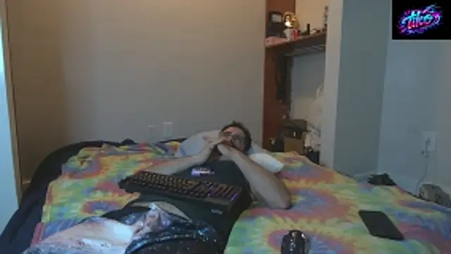 Zander823 online show from 04-16-26, 09:32