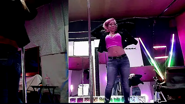 MadisonMarie online show from 12-22-24, 08:38