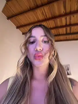 Snapshot of Sarapalmer1 chatting on 07-01-26, 01:51 Sarapalmer1 online show from 07-01-26, 01:51