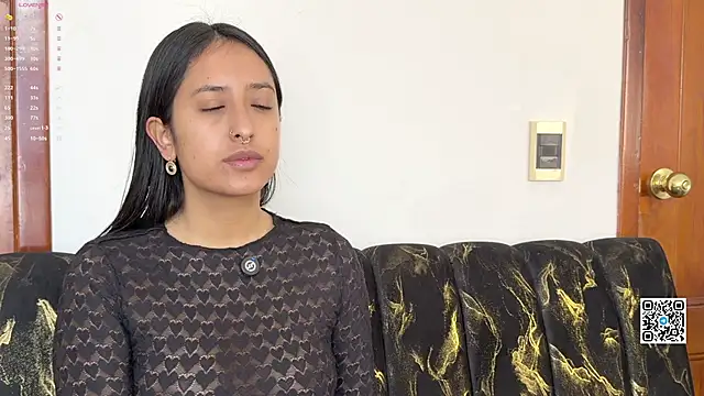 2SummerLove1 online show from 04-11-26, 02:32