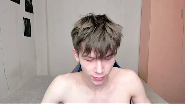 Makentoshi  online show from 03-12-25, 09:23