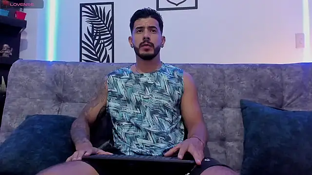 Snapshot of Bruno_Mattos chatting on 01-28-25, 09:50 Bruno Mattos online show from 01-28-25, 09:50