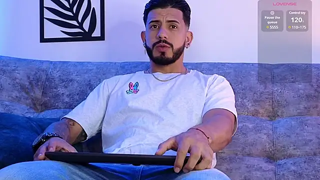 Snapshot of Bruno_Mattos chatting on 03-22-25, 10:37 Bruno Mattos online show from 03-22-25, 10:37