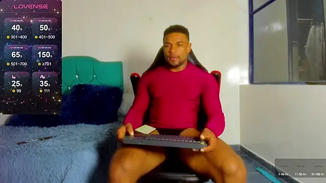 Snapshot of estebanlobo- chatting on 12-15-24, 12:07 estebanlobo- online show from 12-15-24, 12:07