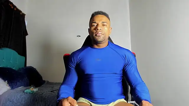 Snapshot of estebanlobo- chatting on 11-19-25, 12:54 estebanlobo- online show from 11-19-25, 12:54