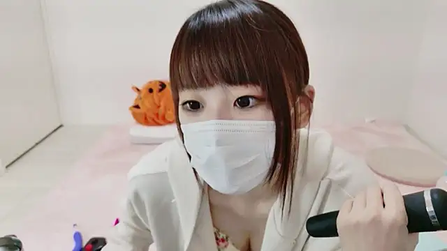 hi---chan- online show from 11-15-25, 08:38