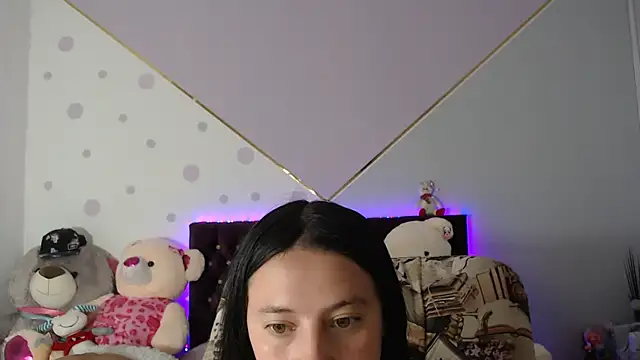 Lorenahot 06 online show from 09-10-25, 05:57