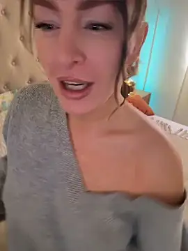 ChristyAdair online show from 04-12-26, 08:30