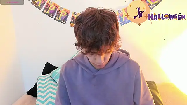 Tomy Rox online show from 10-26-25, 08:26