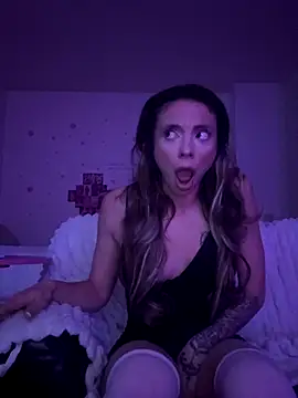 greedybratt online show from 11-14-25, 08:02