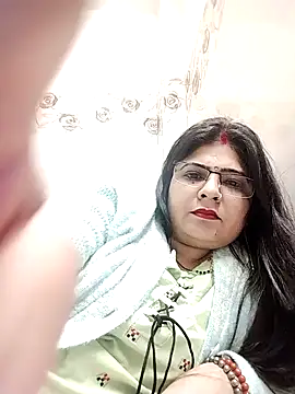 Snapshot of Husnpari20 chatting on 01-08-25, 10:04 Husnpari20 online show from 01-08-25, 10:04