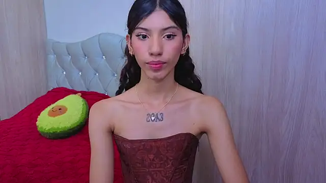 Snapshot of atenea_jones chatting on 06-22-26, 08:06 atenea jones online show from 06-22-26, 08:06