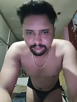 Snapshot of Tejpaljoshi chatting on 06-12-26, 03:00 Tejpaljoshi online show from 06-12-26, 03:00