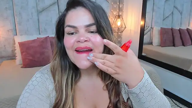 Snapshot of Sara_Thompsoon chatting on 03-02-26, 11:50 Sara Thompsoon online show from 03-02-26, 11:50