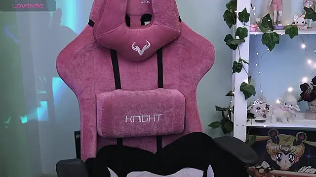 prettybones online show from 03-08-26, 02:04