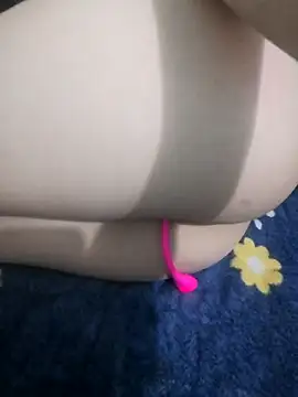 Snapshot of -Almira- chatting on 03-05-25, 07:17 -Almira- online show from 03-05-25, 07:17