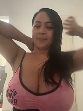 sophie-newton online show from 11-30-25, 03:38