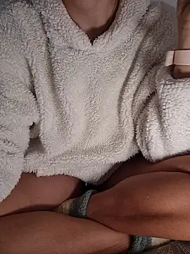 SexyErola27 online show from 01-13-26, 05:57