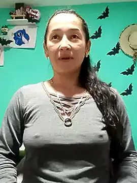 emilypoppy3 online show from 02-20-25, 03:08