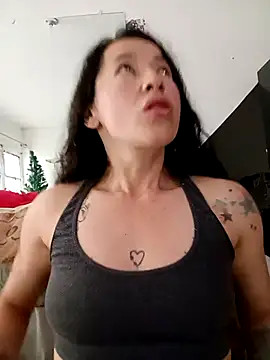 emilypoppy3 online show from 12-05-25, 08:38