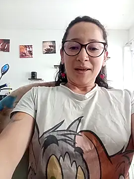 emilypoppy3 online show from 03-02-26, 08:04