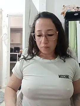 emilypoppy3 online show from 06-30-26, 07:37