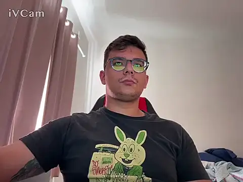 Snapshot of Thickdick6905 chatting on 09-09-25, 12:26 Thickdick6905 online show from 09-09-25, 12:26