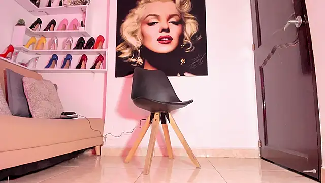 alisiadreams22 online show from 03-20-26, 10:36